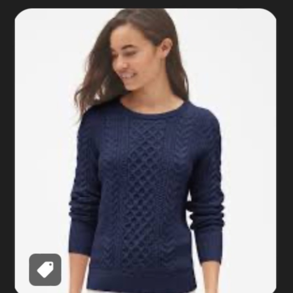 🇪🇸🐠Gap cable knit sweater 100% cotton ribbed crew neck XS CLEARANCE